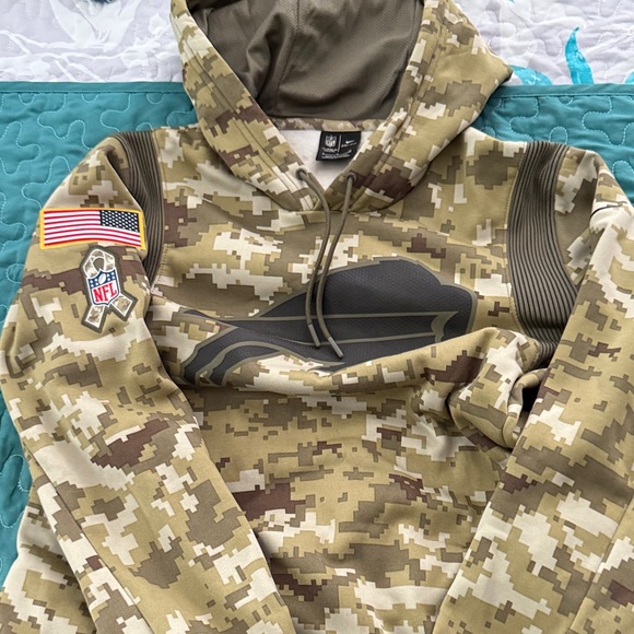 Buffalo Bills 
Nike Camouflage Hoodie with Buffalo Graphic - Picture 3 of 4